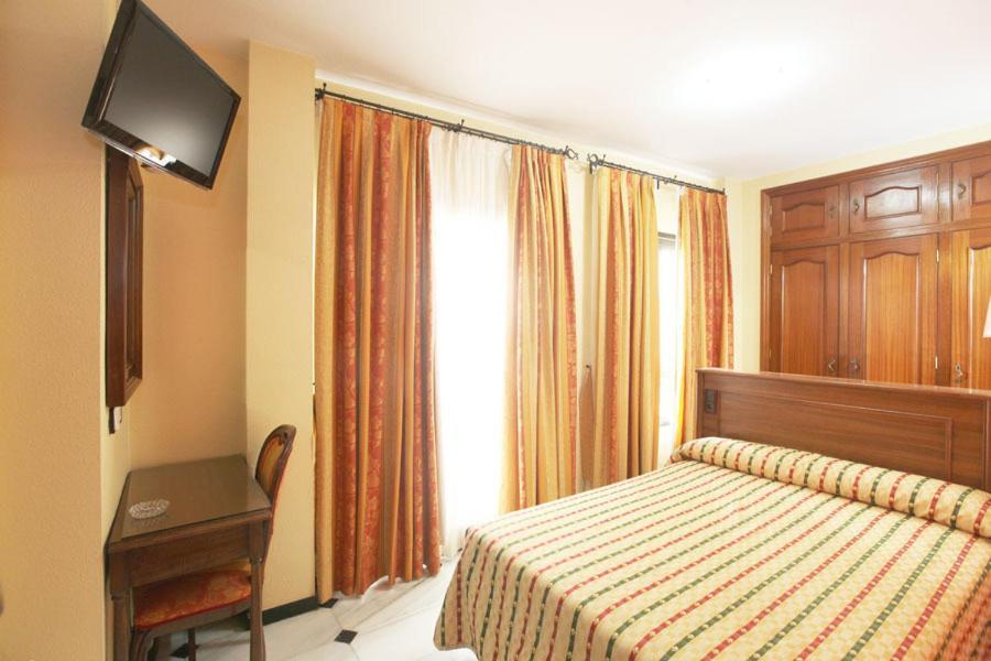 El Cisne Hotel Cordoba Room photo